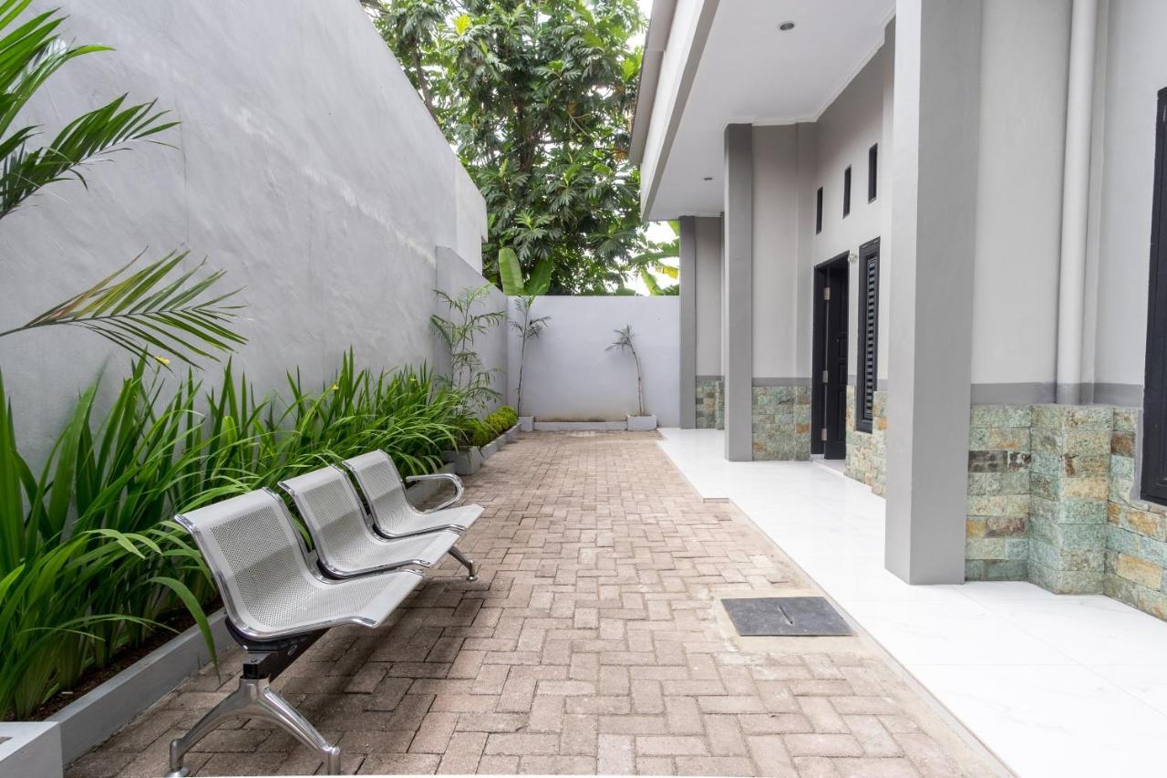 Oyo 470 Green Kno Medan Exterior foto